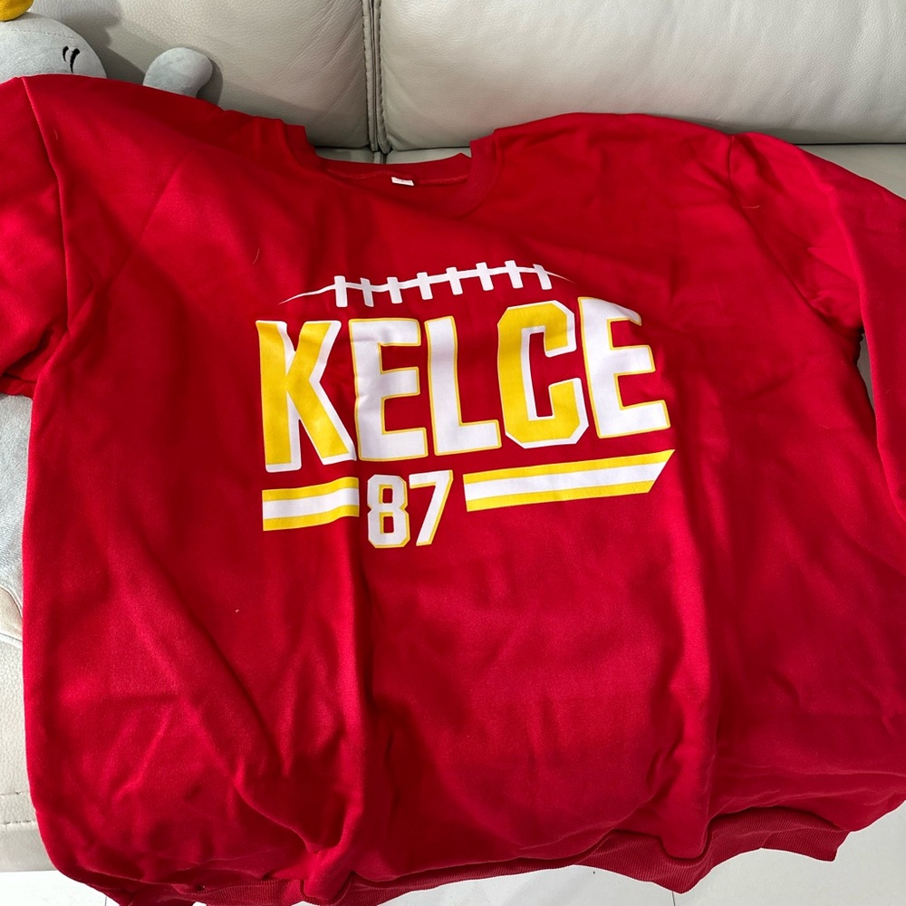 Travis Kelce sweatshirt Large